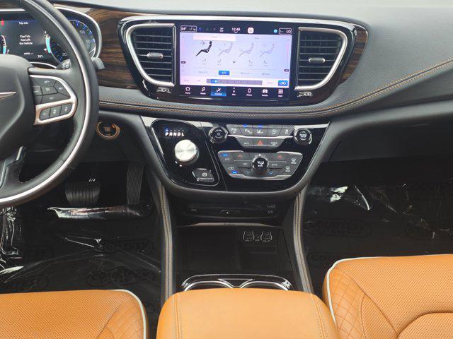 used 2021 Chrysler Pacifica car, priced at $36,301