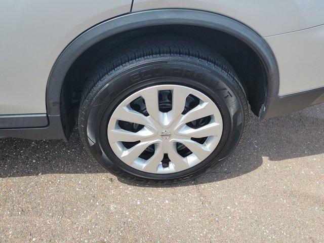 used 2018 Nissan Rogue car, priced at $13,095