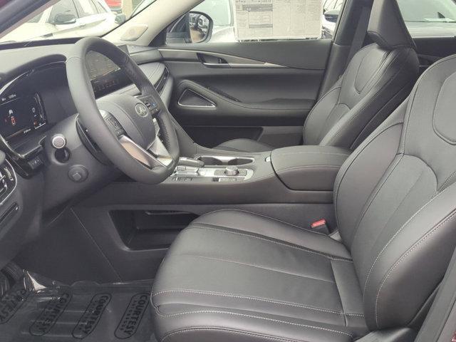 new 2025 INFINITI QX60 car, priced at $59,670