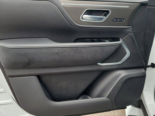 new 2026 INFINITI QX80 car, priced at $92,567