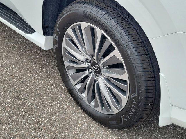 new 2026 INFINITI QX80 car, priced at $92,567