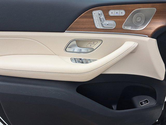 used 2023 Mercedes-Benz GLS 450 car, priced at $59,998