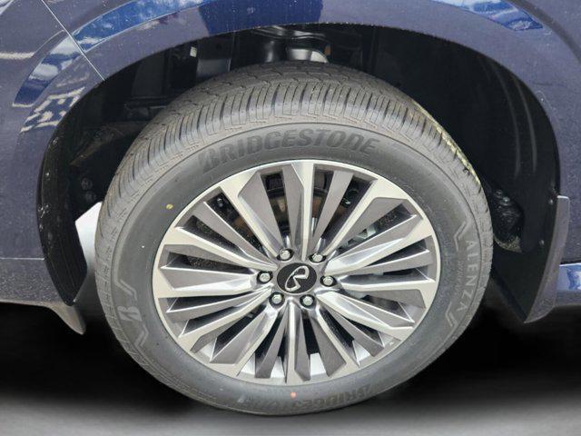 new 2025 INFINITI QX80 car, priced at $90,957