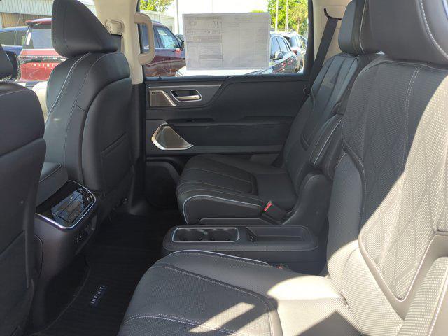 new 2025 INFINITI QX80 car, priced at $102,640