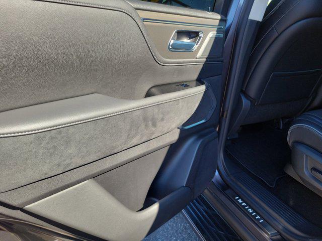 new 2026 INFINITI QX80 car, priced at $93,347