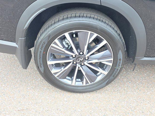 new 2026 INFINITI QX60 car, priced at $57,226