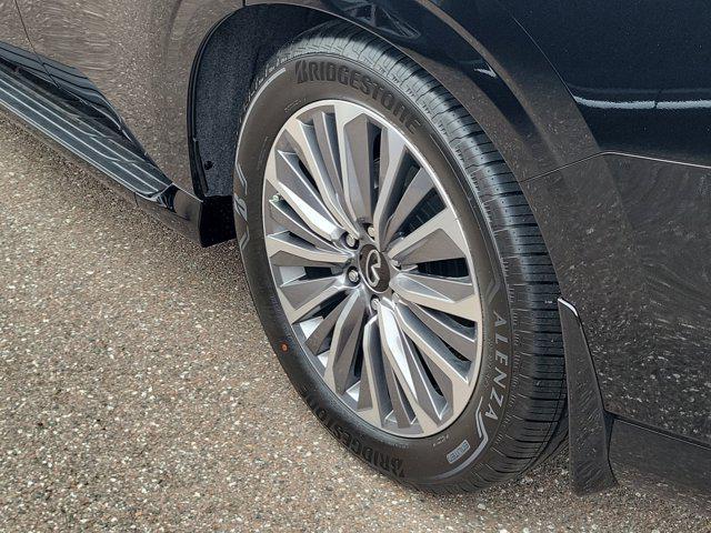 new 2026 INFINITI QX80 car, priced at $91,703