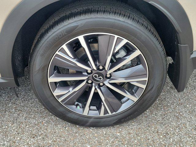 new 2026 INFINITI QX60 car, priced at $57,306