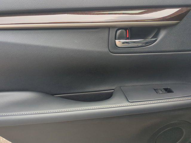 used 2013 Lexus ES 350 car, priced at $15,745