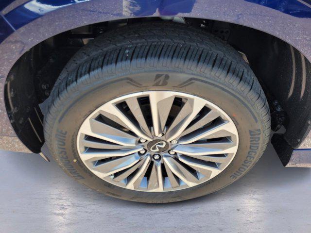 new 2025 INFINITI QX80 car, priced at $96,464