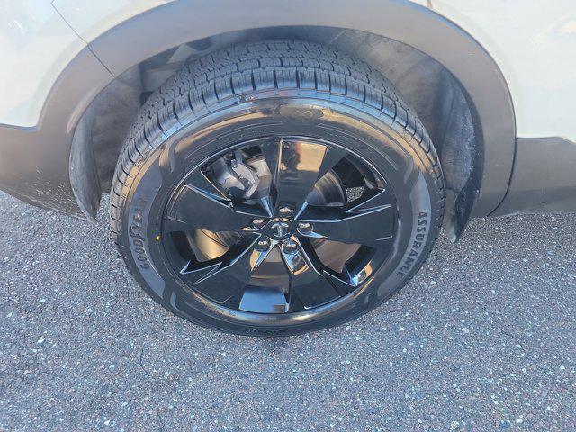 used 2020 Volvo XC40 car, priced at $22,750