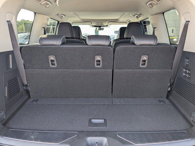 new 2025 INFINITI QX80 car, priced at $106,305
