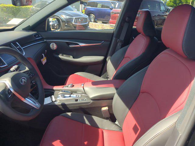 new 2025 INFINITI QX50 car, priced at $53,270