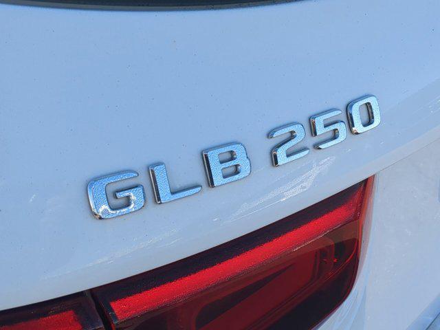 used 2021 Mercedes-Benz GLB 250 car, priced at $26,250