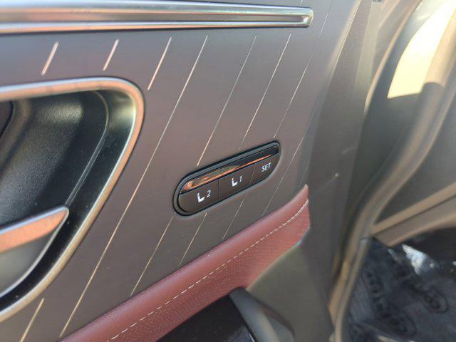 new 2025 INFINITI QX80 car, priced at $115,900