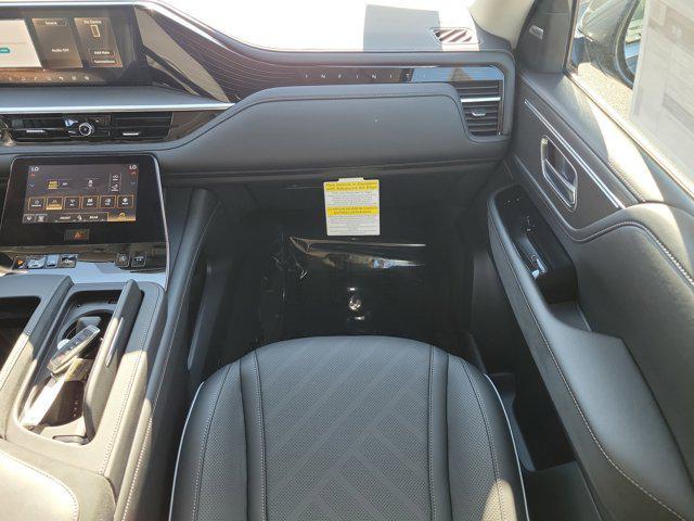 new 2025 INFINITI QX80 car, priced at $95,895