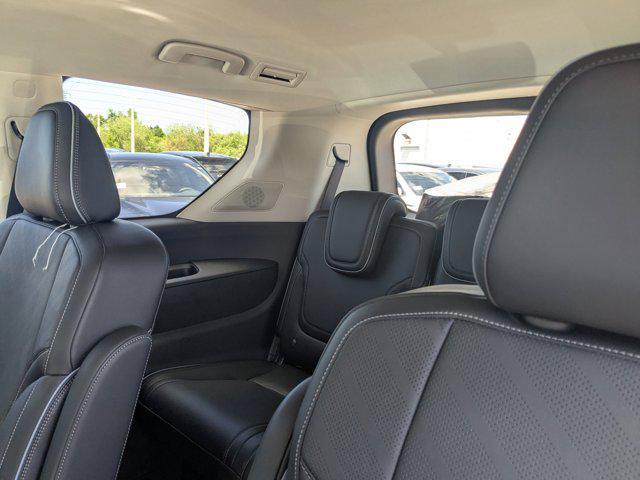 new 2025 INFINITI QX80 car, priced at $92,795