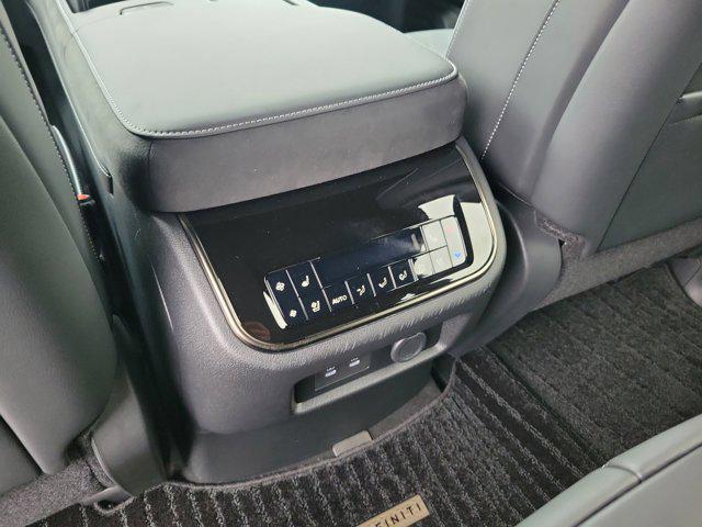 new 2026 INFINITI QX80 car, priced at $109,064