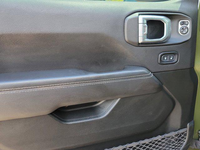 used 2021 Jeep Wrangler Unlimited car, priced at $33,098