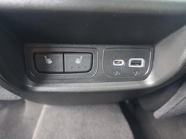 used 2024 Cadillac XT4 car, priced at $36,796