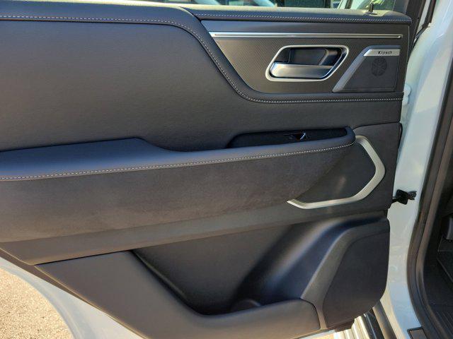 new 2026 INFINITI QX80 car, priced at $92,567