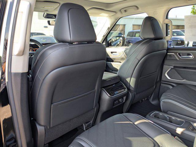 new 2025 INFINITI QX80 car, priced at $92,100