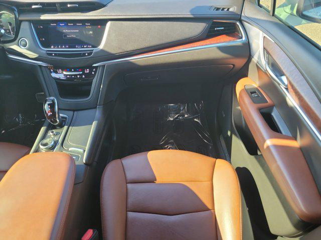 used 2023 Cadillac XT5 car, priced at $36,165