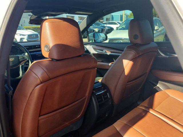 used 2023 Cadillac XT5 car, priced at $36,165