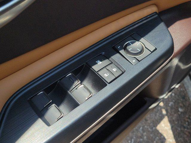 used 2021 Lexus ES 350 car, priced at $31,050