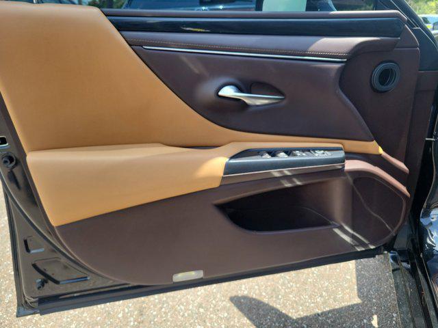 used 2021 Lexus ES 350 car, priced at $31,050