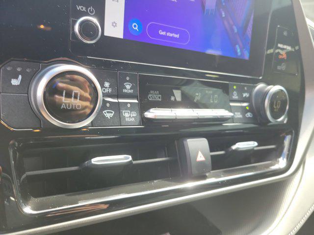 used 2023 Toyota Highlander car, priced at $30,545