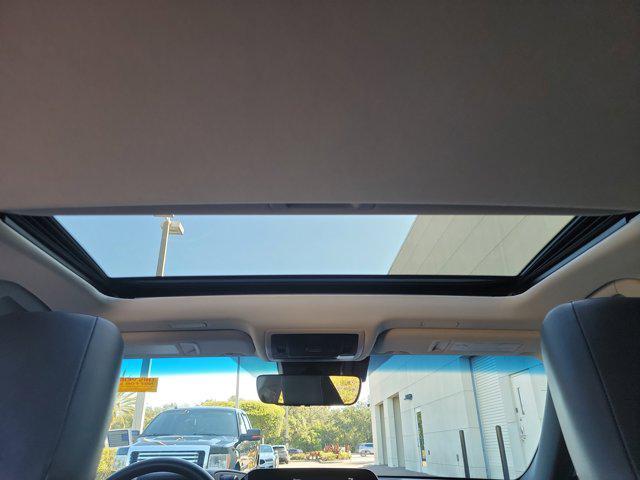 used 2022 Lexus ES 350 car, priced at $33,085