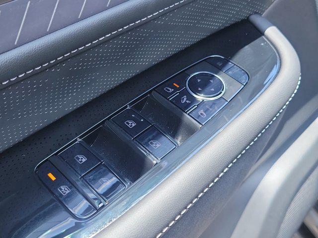 new 2025 INFINITI QX80 car, priced at $112,590