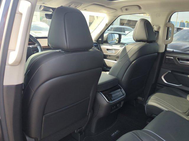 new 2025 INFINITI QX80 car, priced at $92,795