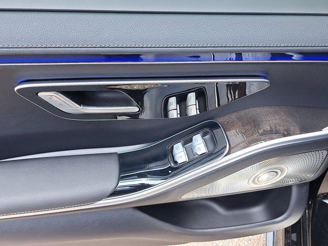 used 2022 Mercedes-Benz S-Class car, priced at $72,092