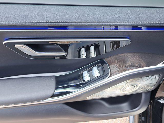 used 2022 Mercedes-Benz S-Class car, priced at $72,092