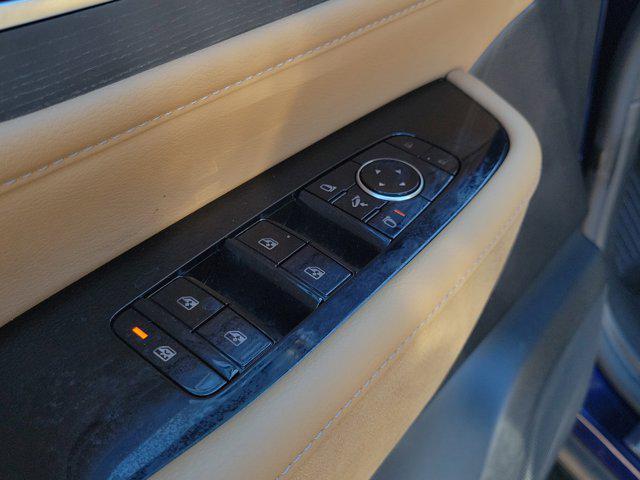 new 2025 INFINITI QX80 car, priced at $102,640