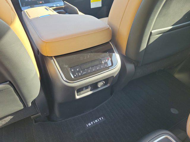 new 2026 INFINITI QX80 car, priced at $93,543
