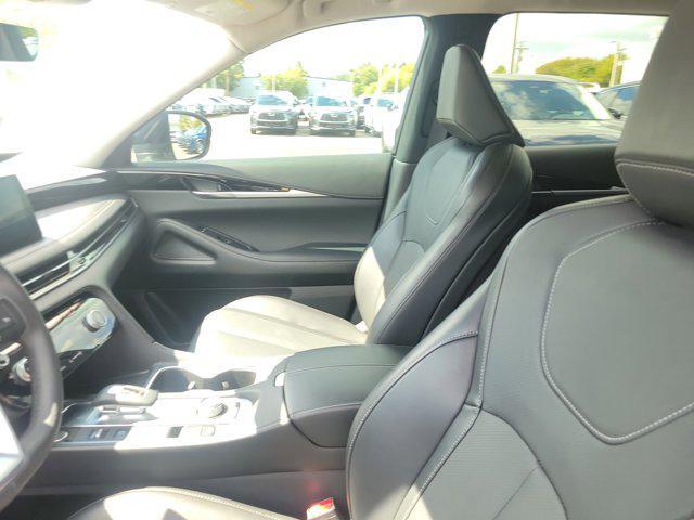 used 2025 INFINITI QX60 car, priced at $37,820