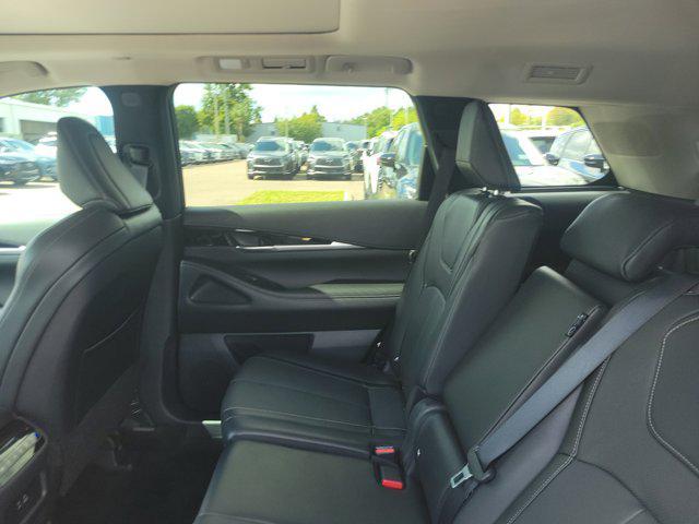 used 2025 INFINITI QX60 car, priced at $37,820