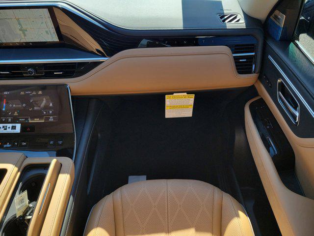 new 2025 INFINITI QX80 car, priced at $103,050