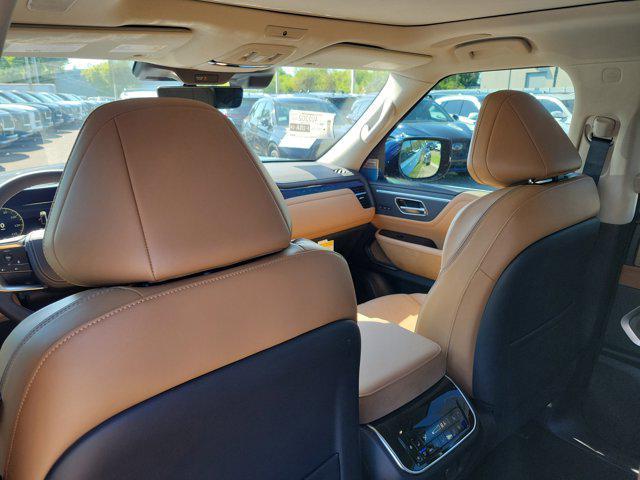 new 2025 INFINITI QX80 car, priced at $103,050