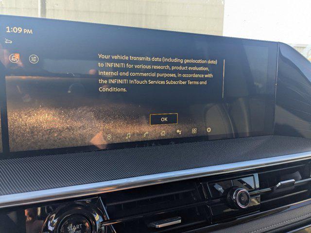 new 2025 INFINITI QX80 car, priced at $106,305