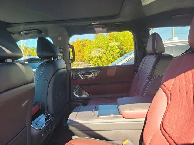 new 2026 INFINITI QX80 car, priced at $110,024