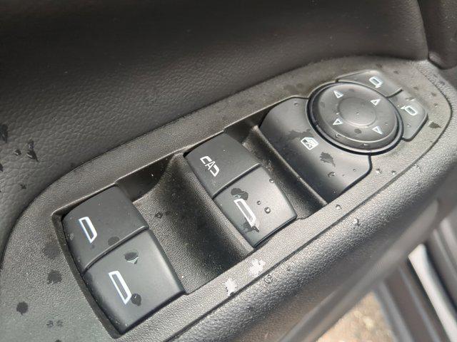used 2022 Chevrolet Equinox car, priced at $21,714