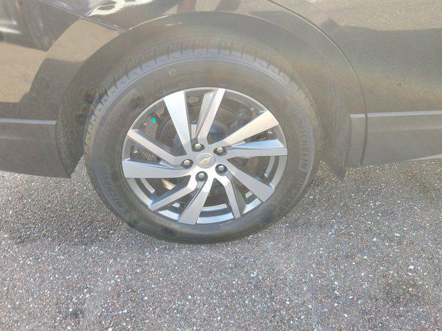 used 2022 Chevrolet Equinox car, priced at $18,175