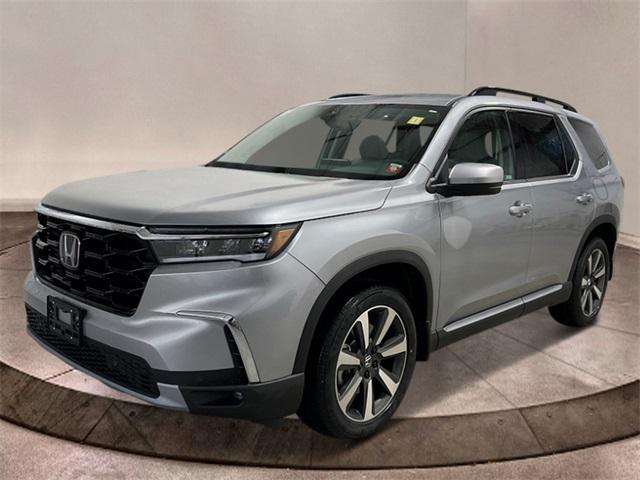 new 2025 Honda Pilot car, priced at $51,780