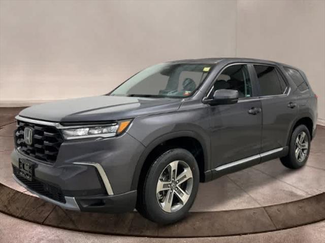 new 2025 Honda Pilot car, priced at $47,050