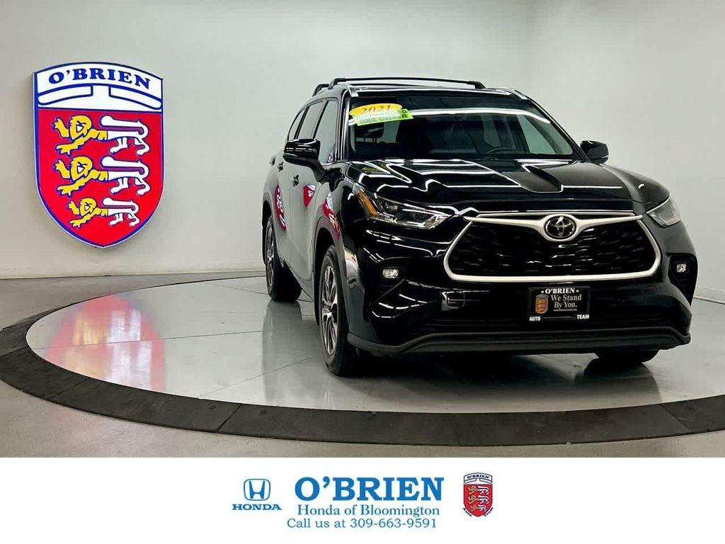 used 2021 Toyota Highlander car, priced at $25,400