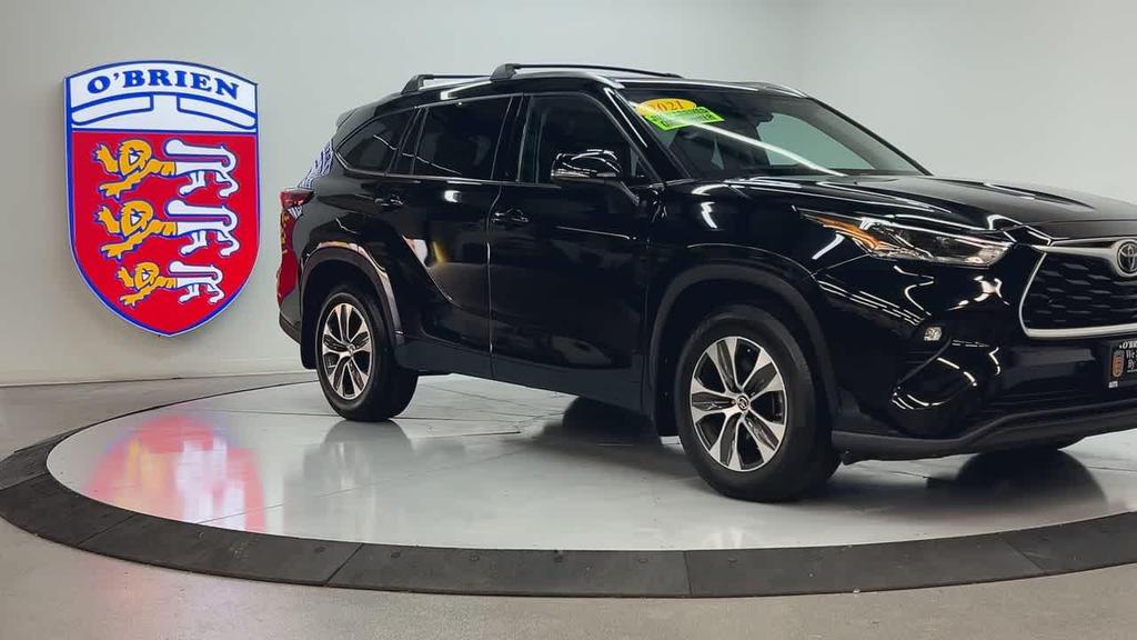 used 2021 Toyota Highlander car, priced at $25,400